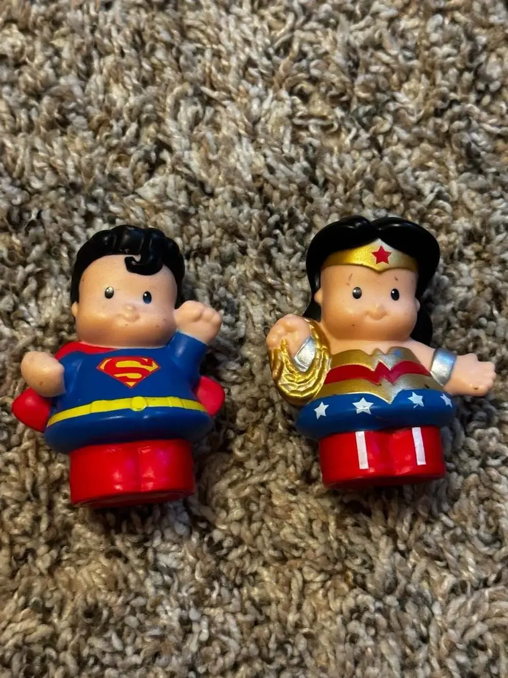 Fisher-Price Little People DC Super Friends Superman and Wonder Woman Figures